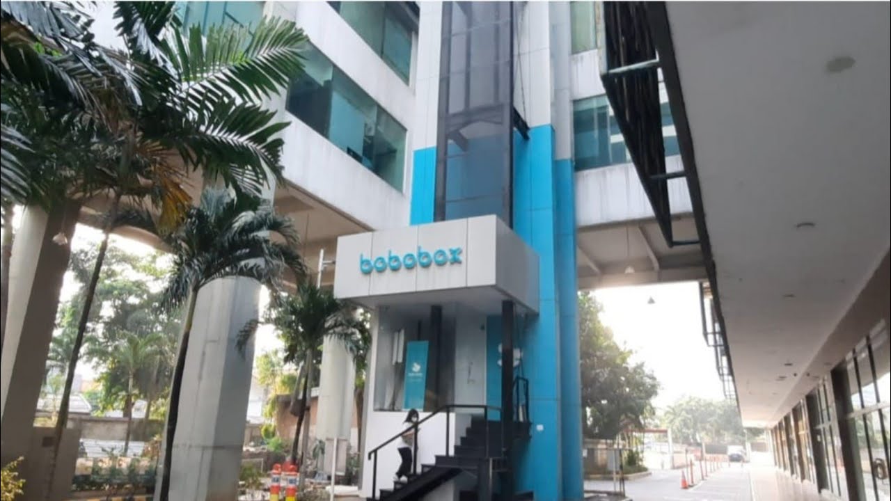 Bobobox Capsule Hotel - ITC kuningan