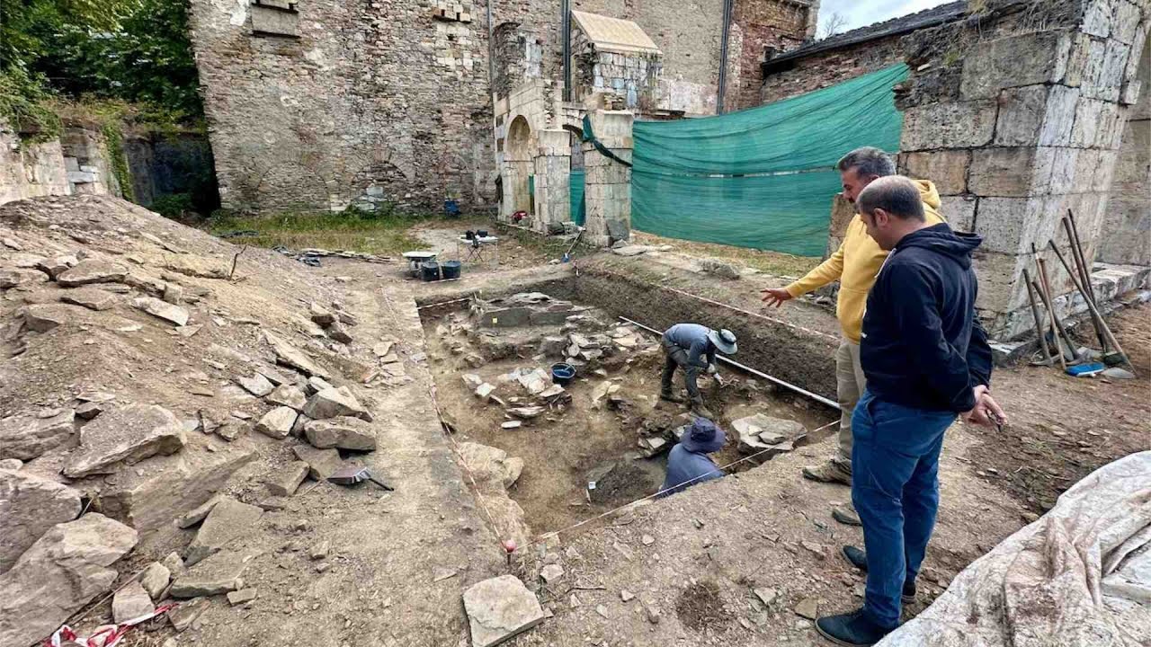 Se encuentran nuevos muros en las excavaciones en el monasterio de Montes de Valdueza
