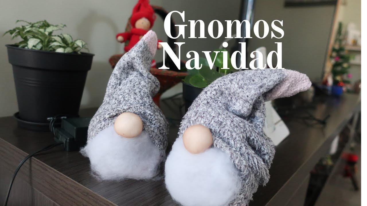 Gnomos de navidad | Manualidad en casa con un calcetín | DIY