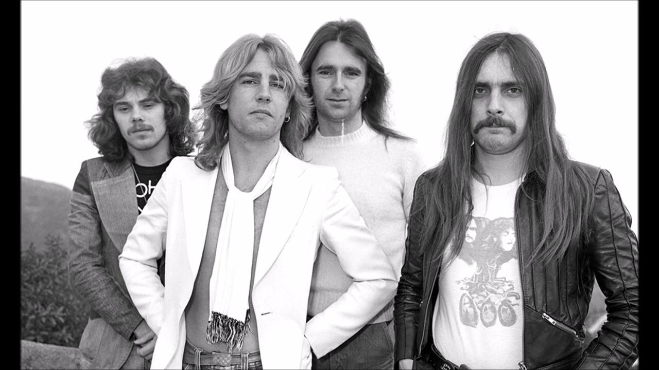 Status Quo - Caroline -Vocals, drums, bass