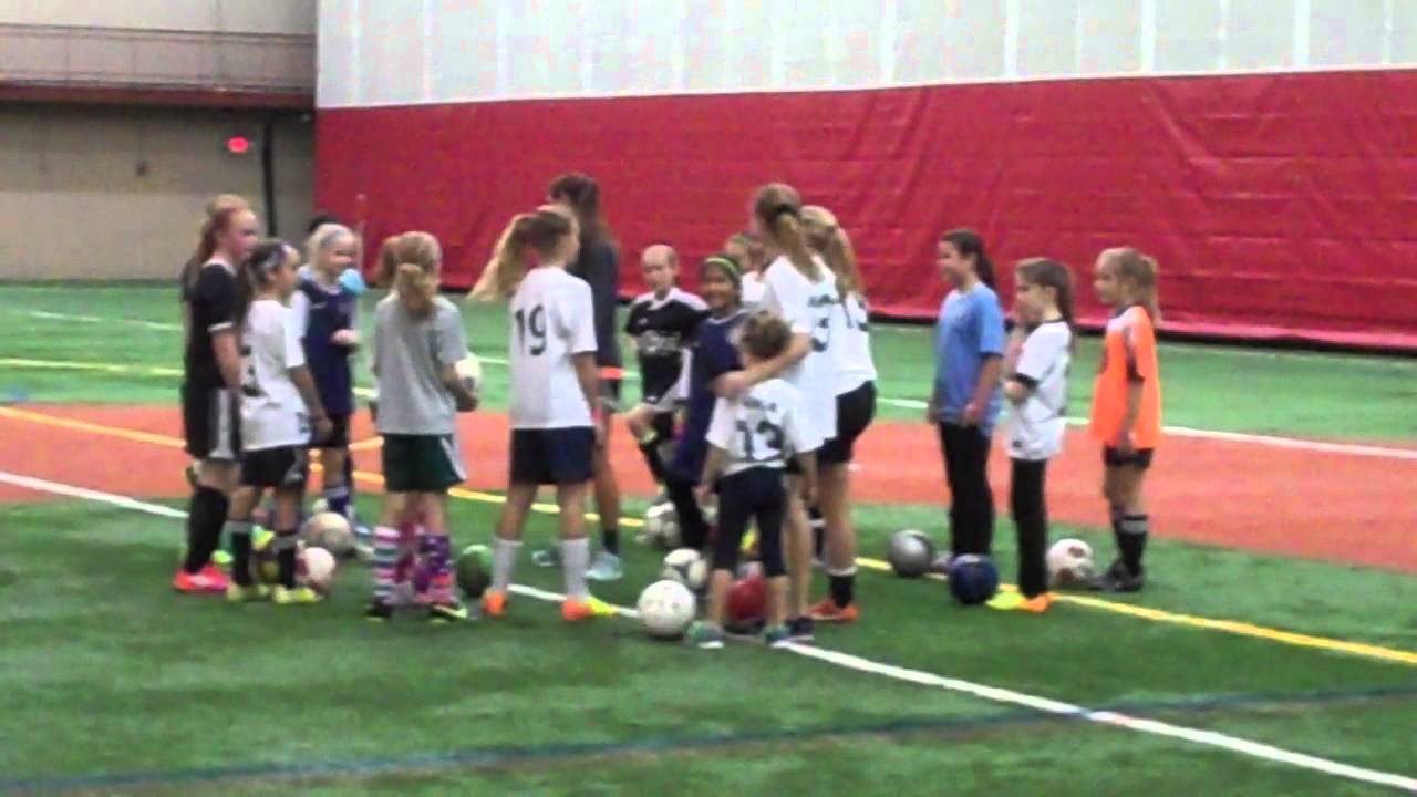 USWNT Star Alex Morgan holding Youth Soccer clinic