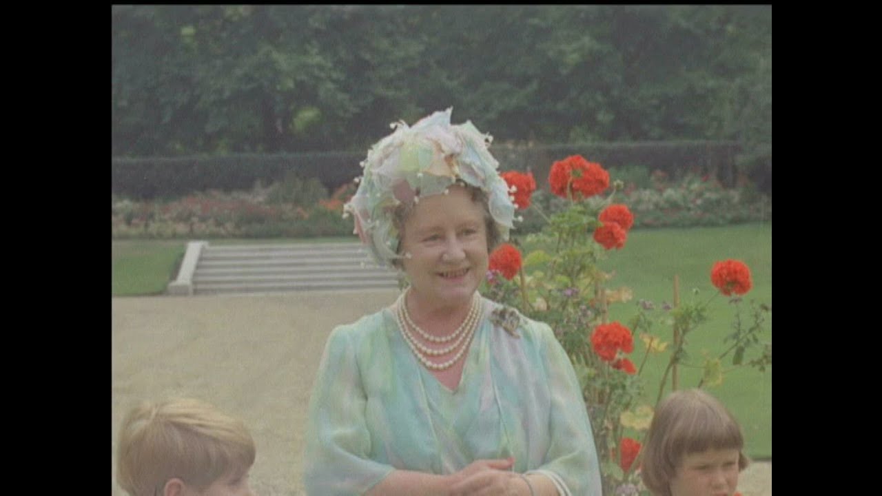 QUEEN MOTHER'S 70th BIRTHDAY - LONG VERSION - COLOUR - NO SOUND