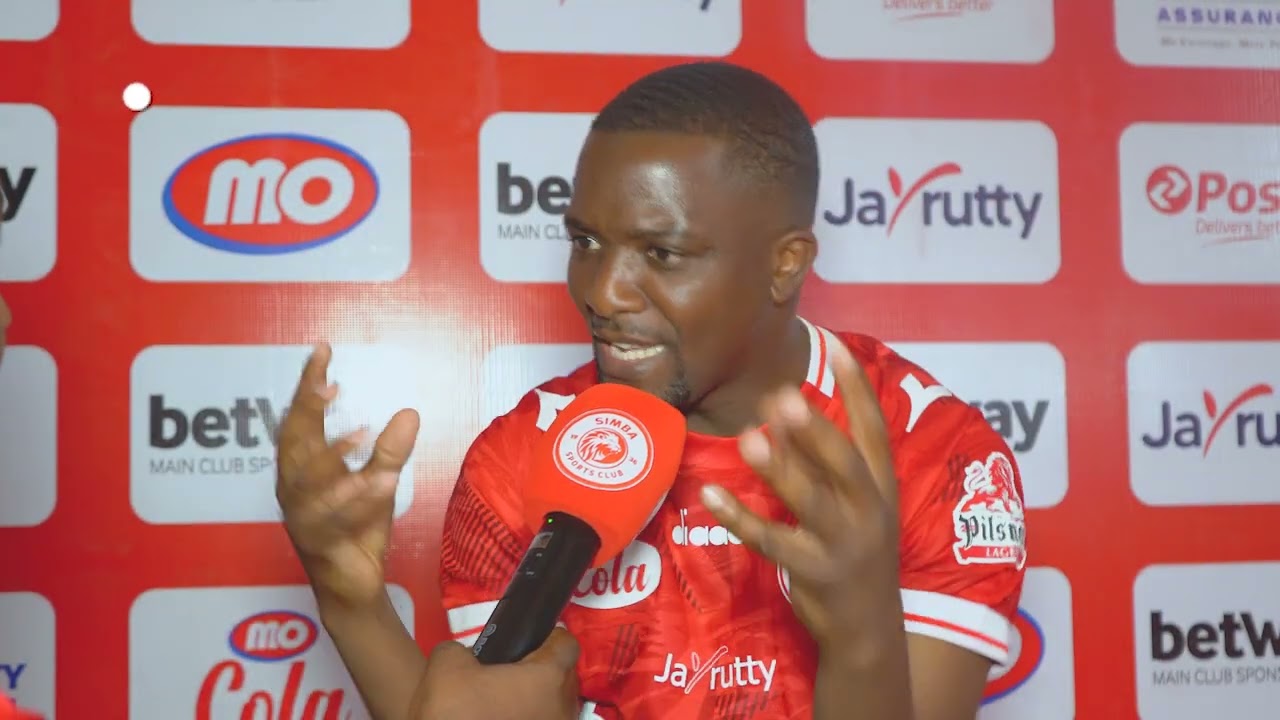 SEMAJI ATEMA CHECHE UBUNIFU ALIOFANYA KUTAMBULISHA WACHEZAJI/AMWAGA MAUA KWA MCHEZAJI HUYU