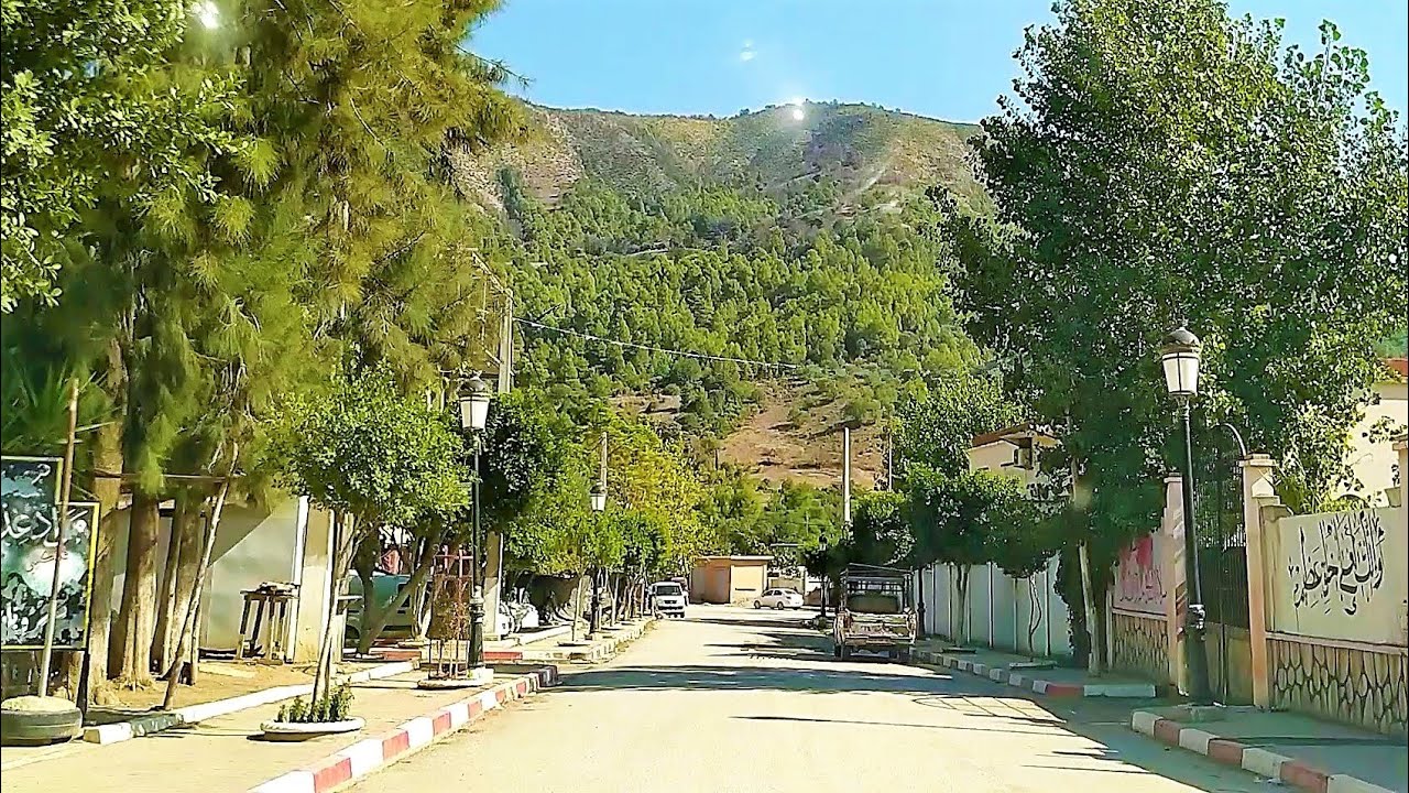 ☝️قرية مقطع لزرق الخارجة عن مجال التغطية ☝️لكن في منطقة طبيعية ساحرة☝️