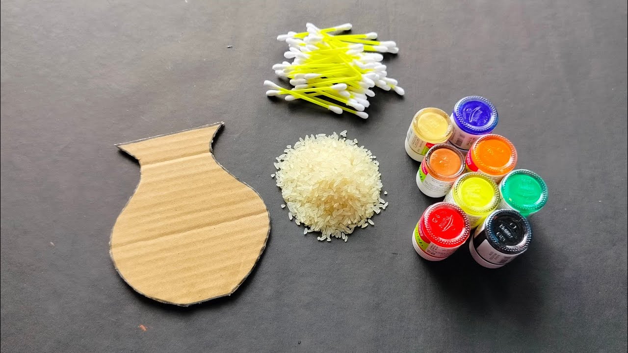 Beautiful Wall Hanging Craft Using Cardboard and rice|| Best out of waste Earbuds