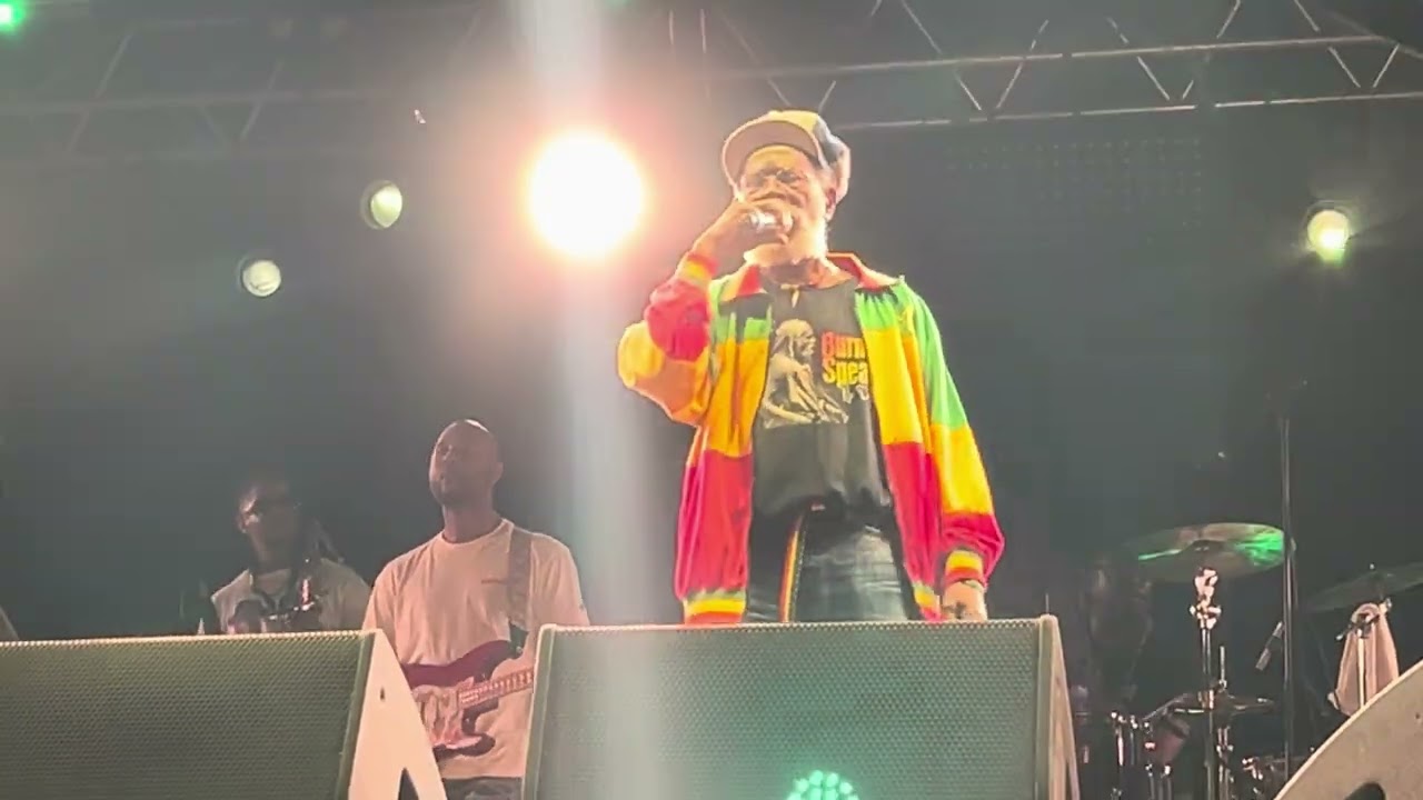 BURNING SPEAR Live No Logo BZH Festival 11 août 2024 (France)