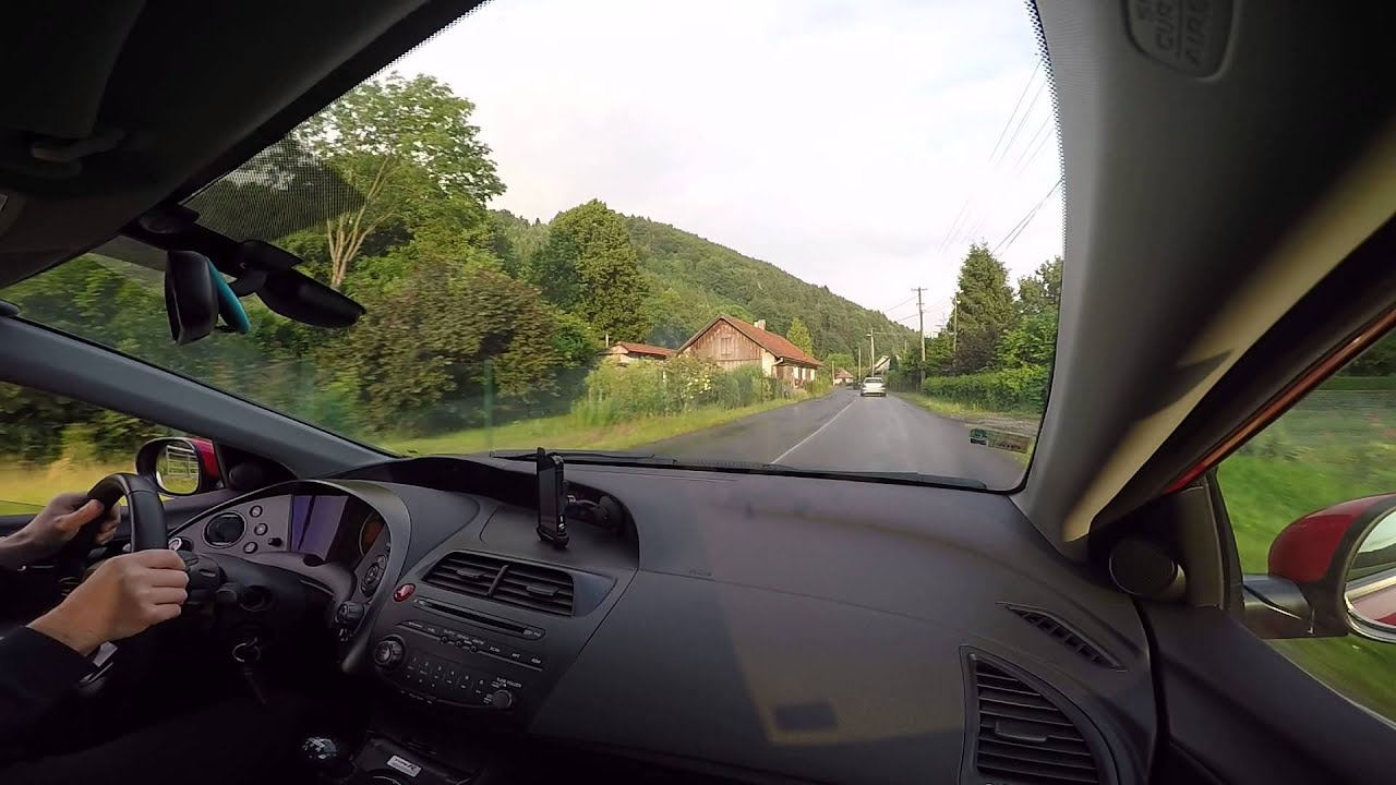 Honda Civic Type R FN2 vs EP3 friendly driving...