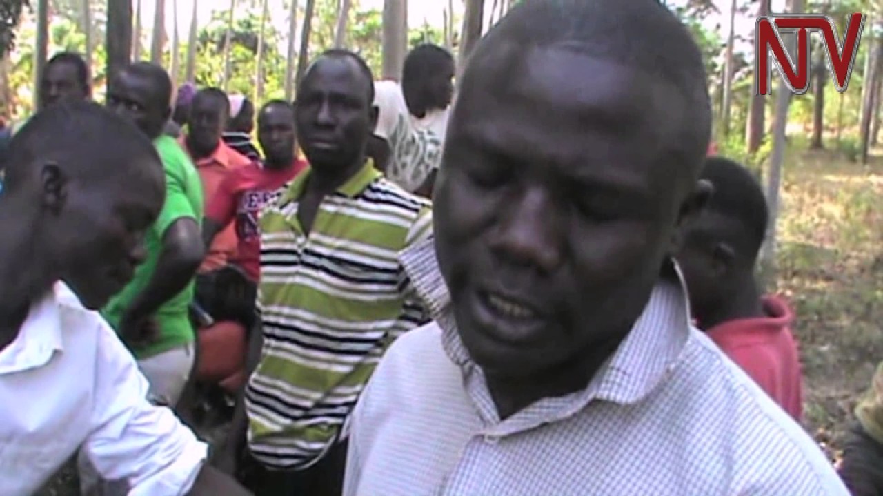 Mourners in Mayuge smoke Marijuana in as a sign of solidarity with the deceased