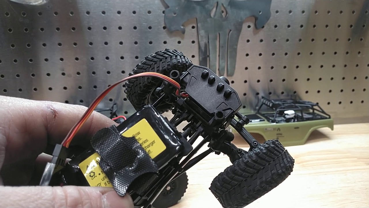 SCX24 Deadbolt 4 wheel steering explained