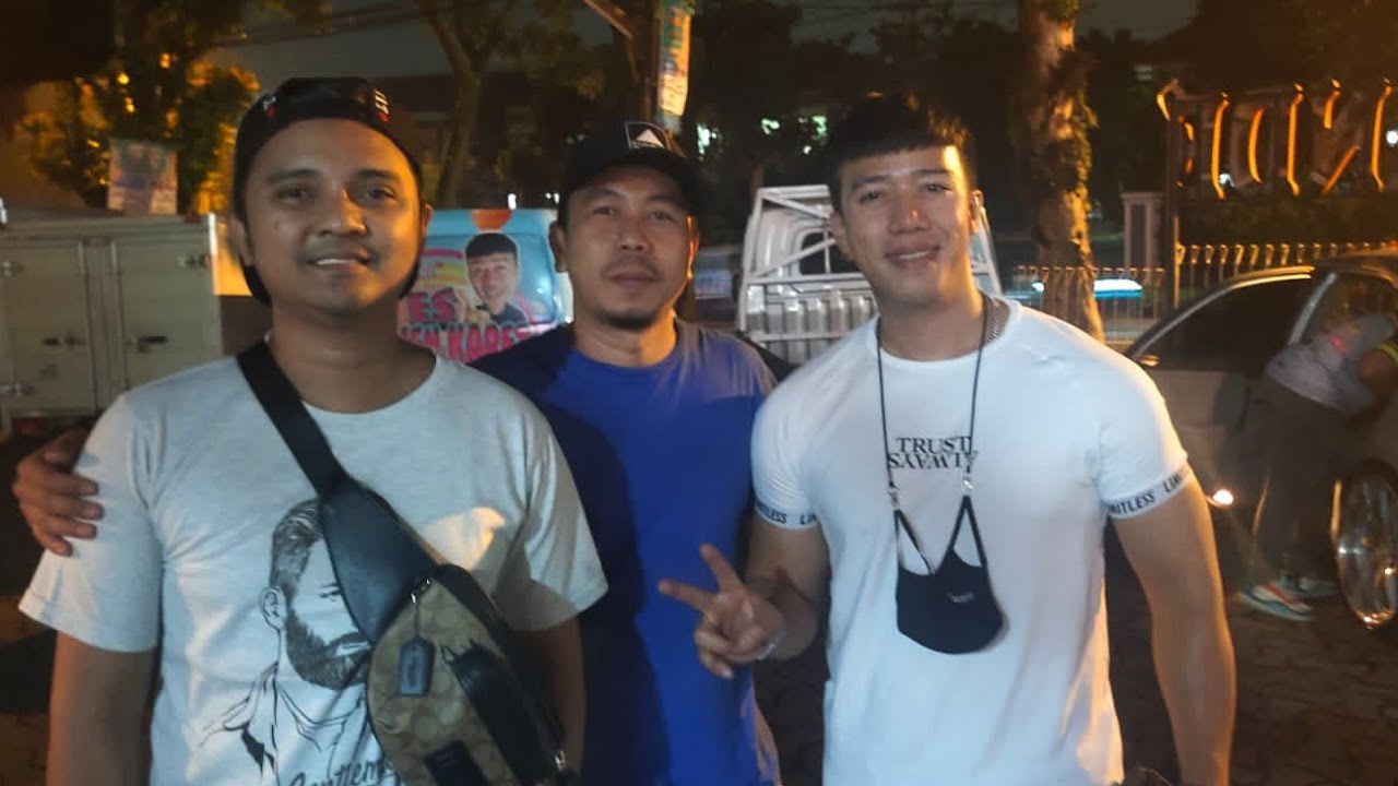 GRUP BAND REPUBLIK DAN KENNY MAYANG SARI YG TELAH BERGABUNG D MJ PARFUM