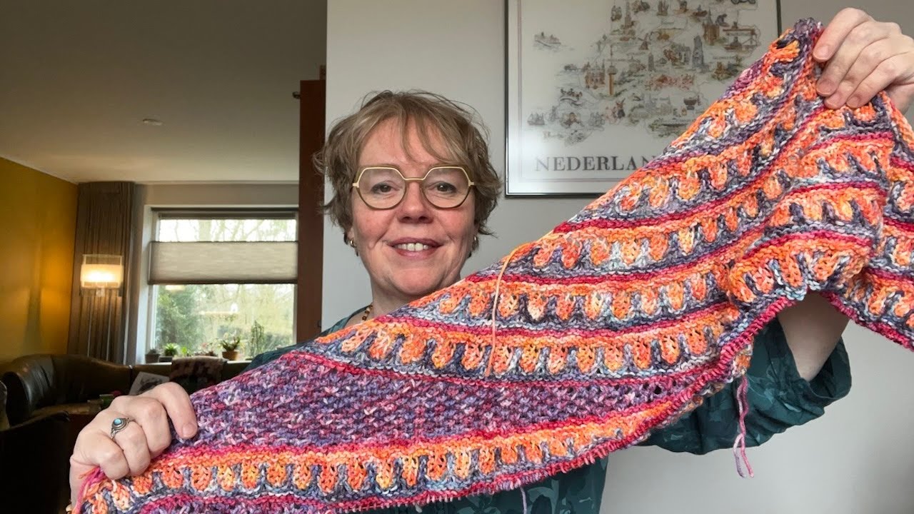 Vlog 76 NL | Hou je Beenwarmer | Liefhebben | Eccentricity shawl | Mijn Warme Wolhobby | #breivlog