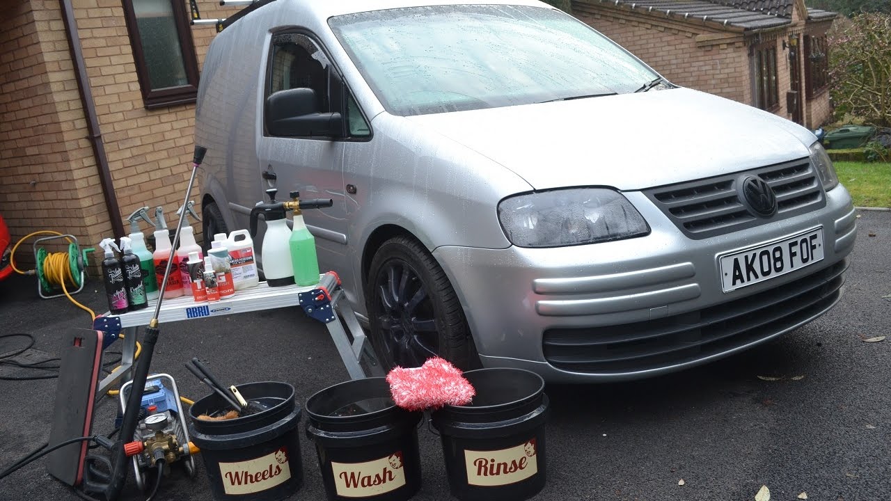 How to Maintain Swirl Free Paintwork