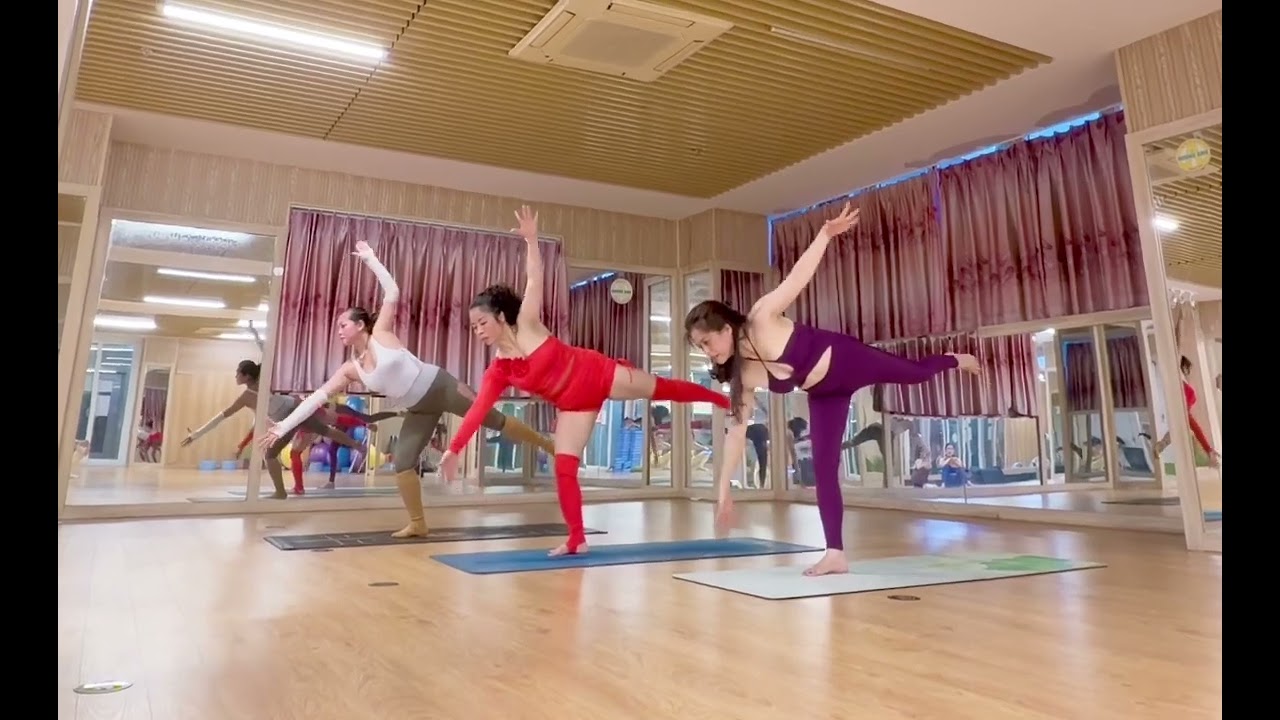 Nhóm yoga Ngọc Queen 