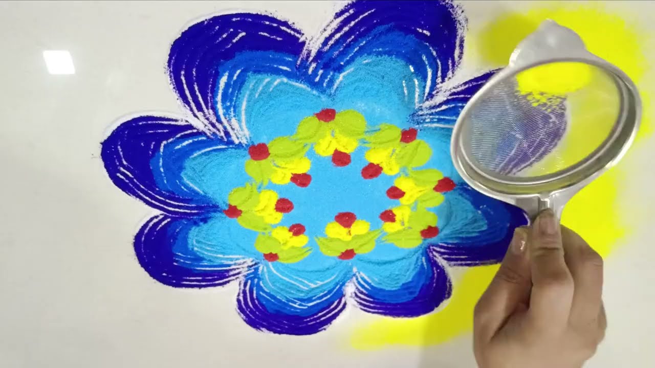 सोपी आणि सुबक फुलांची रांगोळी | Simple & Beautiful Floral Rangoli Design| Special Occasion Rangoli |