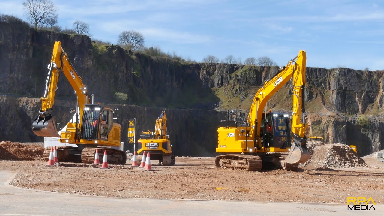 NEW JCB 131X, 140X and 150X excavators at the JCB quarry.