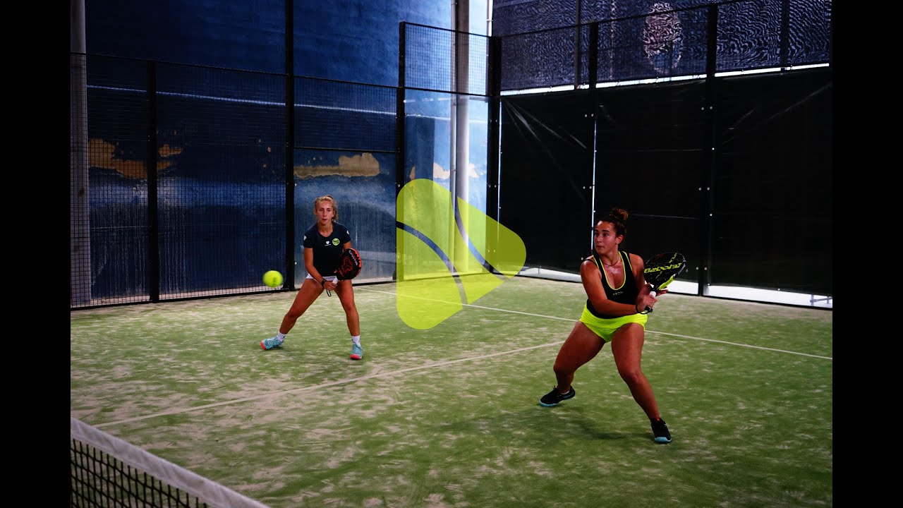 Vamos Pádel. Ainhoa Peral y Nere Derbis contra R. Céspedes y Elena Rodríguez. Fip Gold Jaén Fap