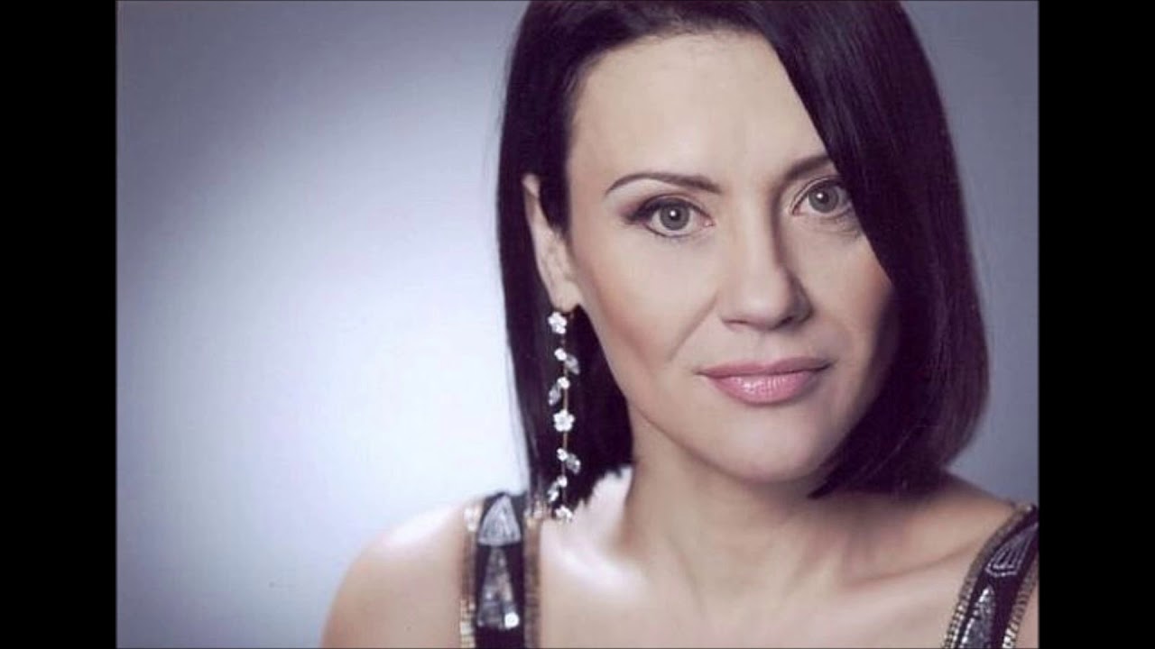 Ana Barbu.- Flori De Liliac.