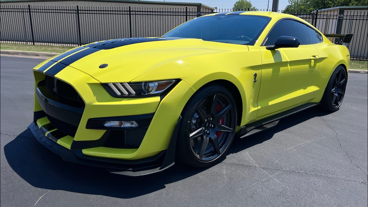 Walk Around 2021 Shelby GT500 Carbon Fiber Track Pack in Grabber Yellow, LOTS OF CARBON FIBER!