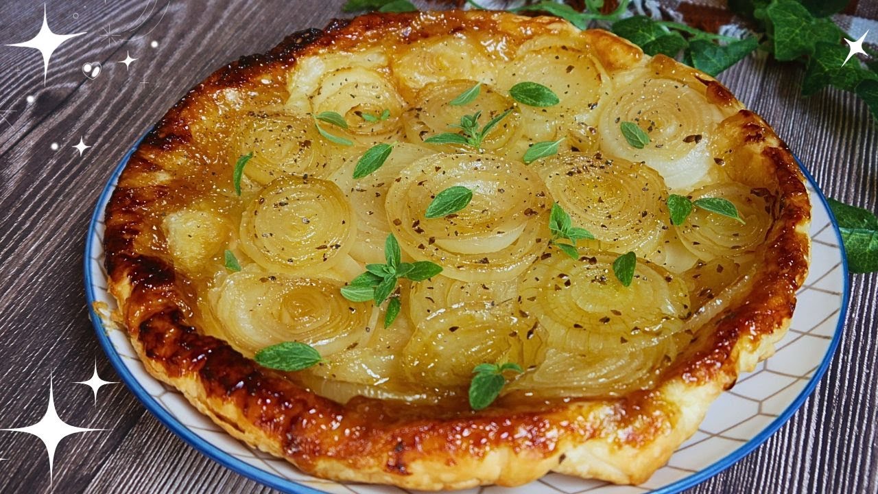 Tarte Tatin alle cipolle caramellate| Antipasto furbo con pasta sfoglia