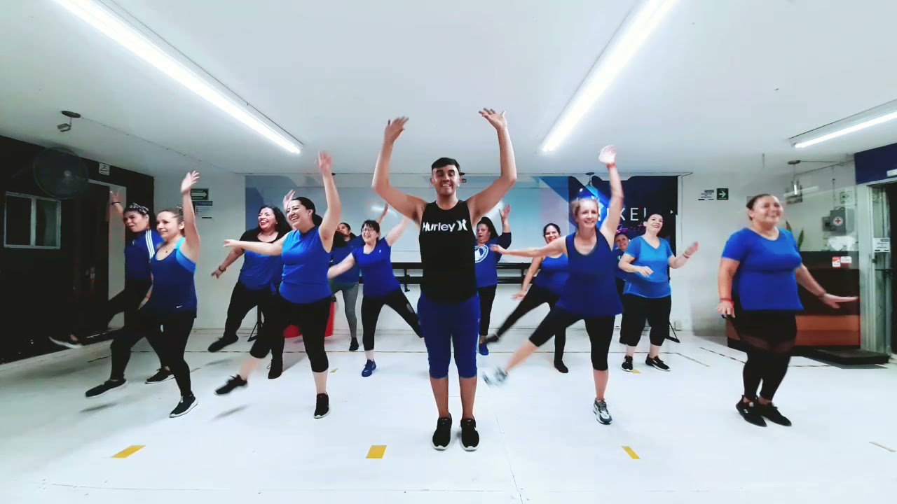 MOVIENDO LAS CADERAS / #OROSÓLIDO / ZUMBA / BAILE ACTIVO / COREOGRAFIA / JOHN AGUILERA
