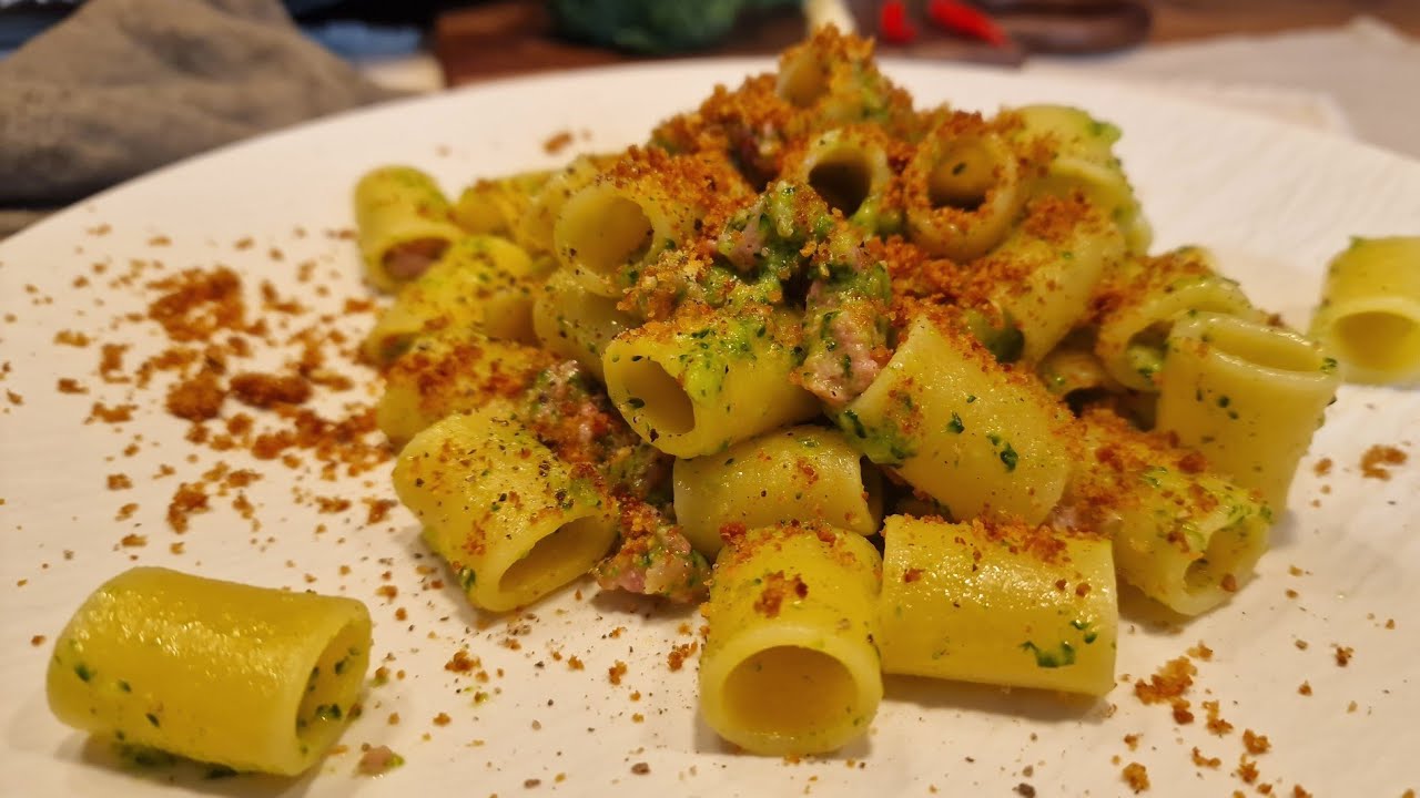 ПАСТА С КОЛБАСОЙ И БРОККОЛИ – НЕЖНАЯ, ХРУСТЯЩАЯ И ОЧЕНЬ ВКУСНАЯ!