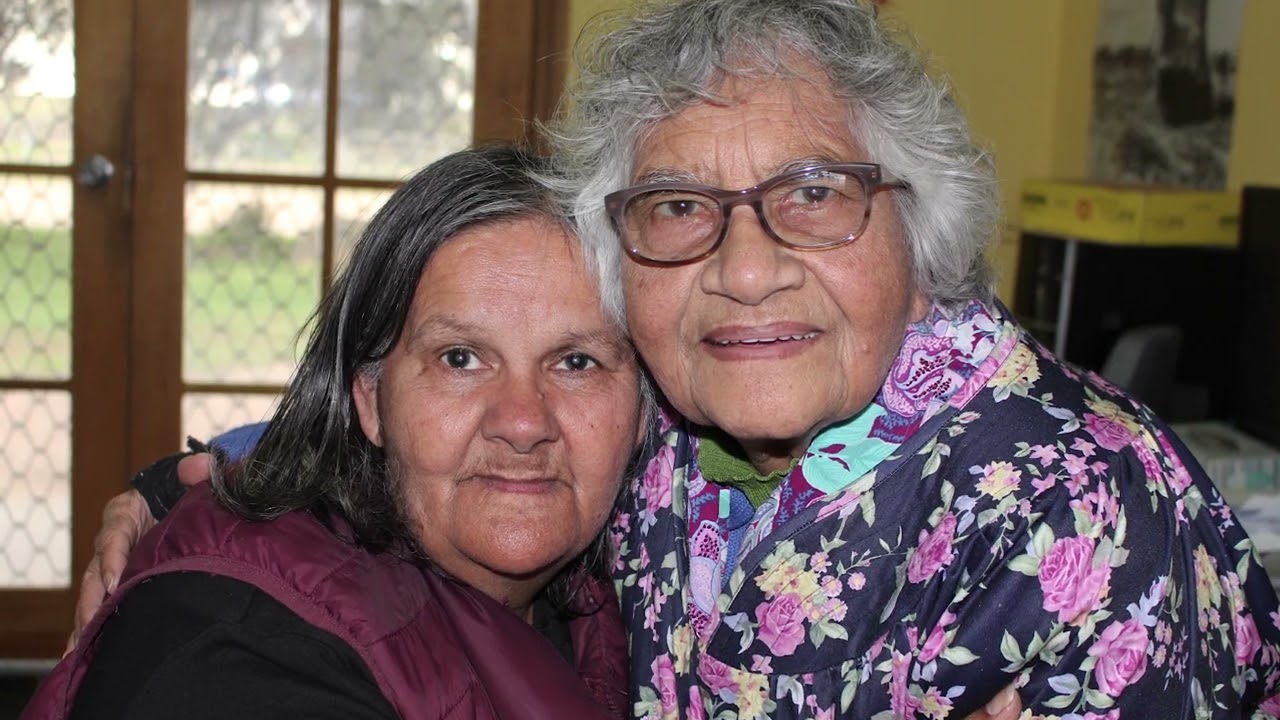 Pondi: Kurri Winth-amaldi (Murray Cod: River Creator) - Weaving