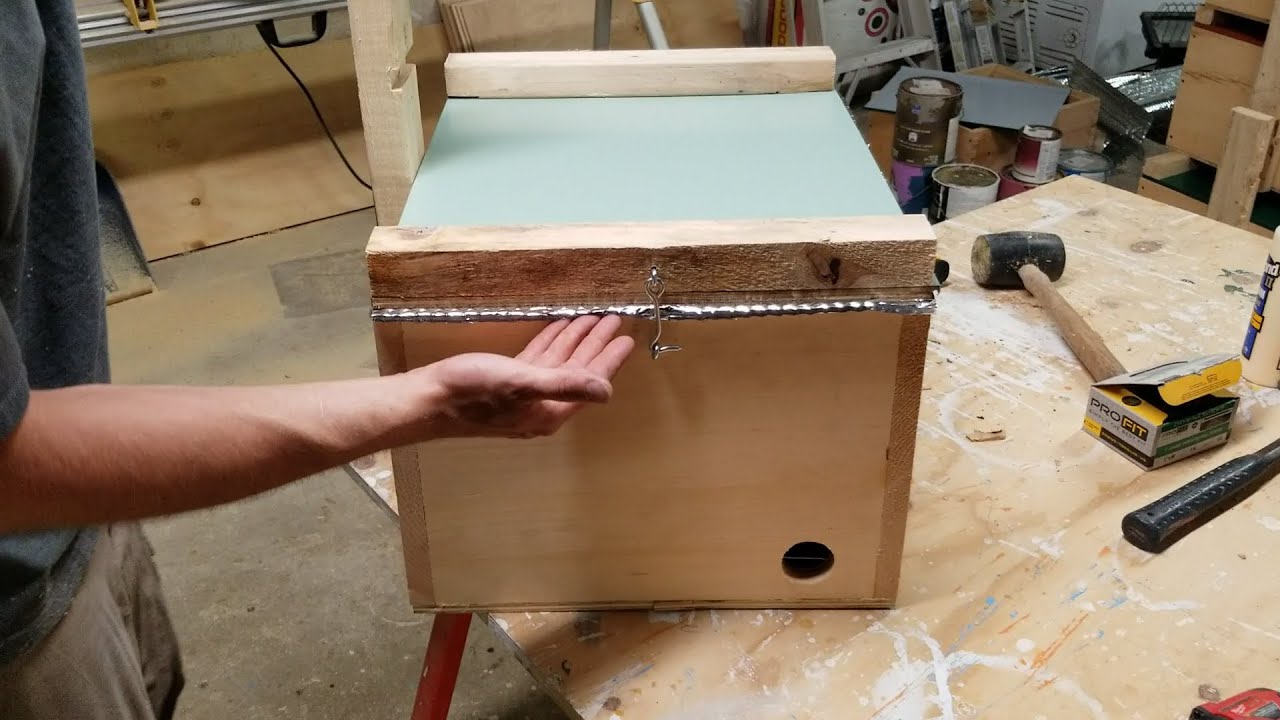 How To Make Effective Wooden Swarm Traps