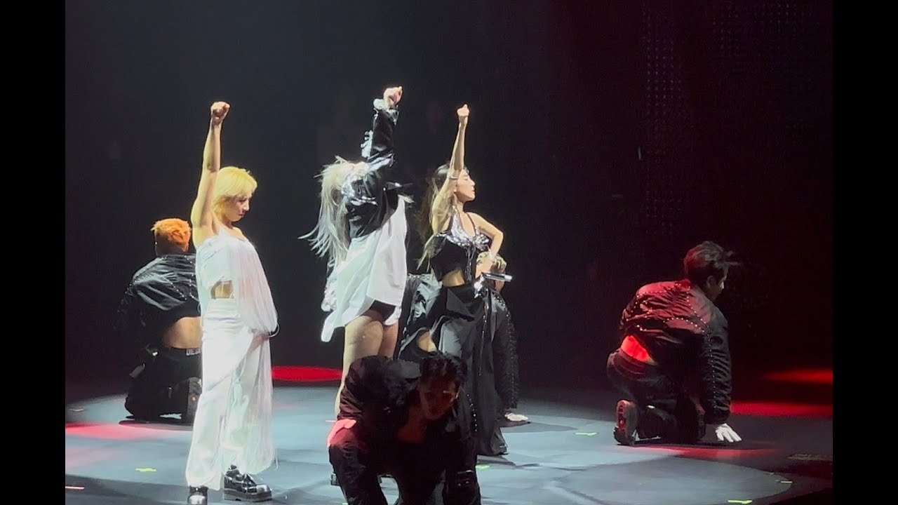 2NE1 Welcome Back in Macao 250223 I LOVE U+UGLY+GOTTA BE YOU+COME BACK HOME+I AM THE BEST+GO  AWAY