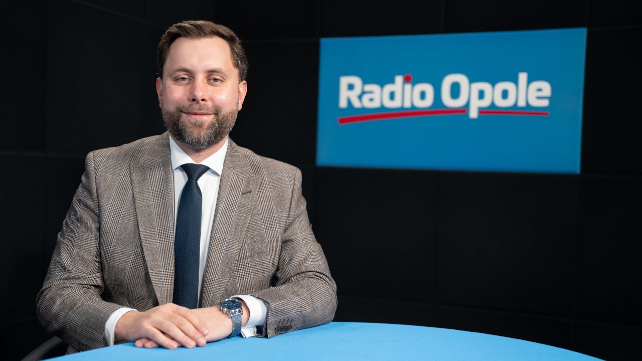 Szkolenia za miliony – realna zmiana czy statystyka? Dyrektor OCRG o efektach programów.