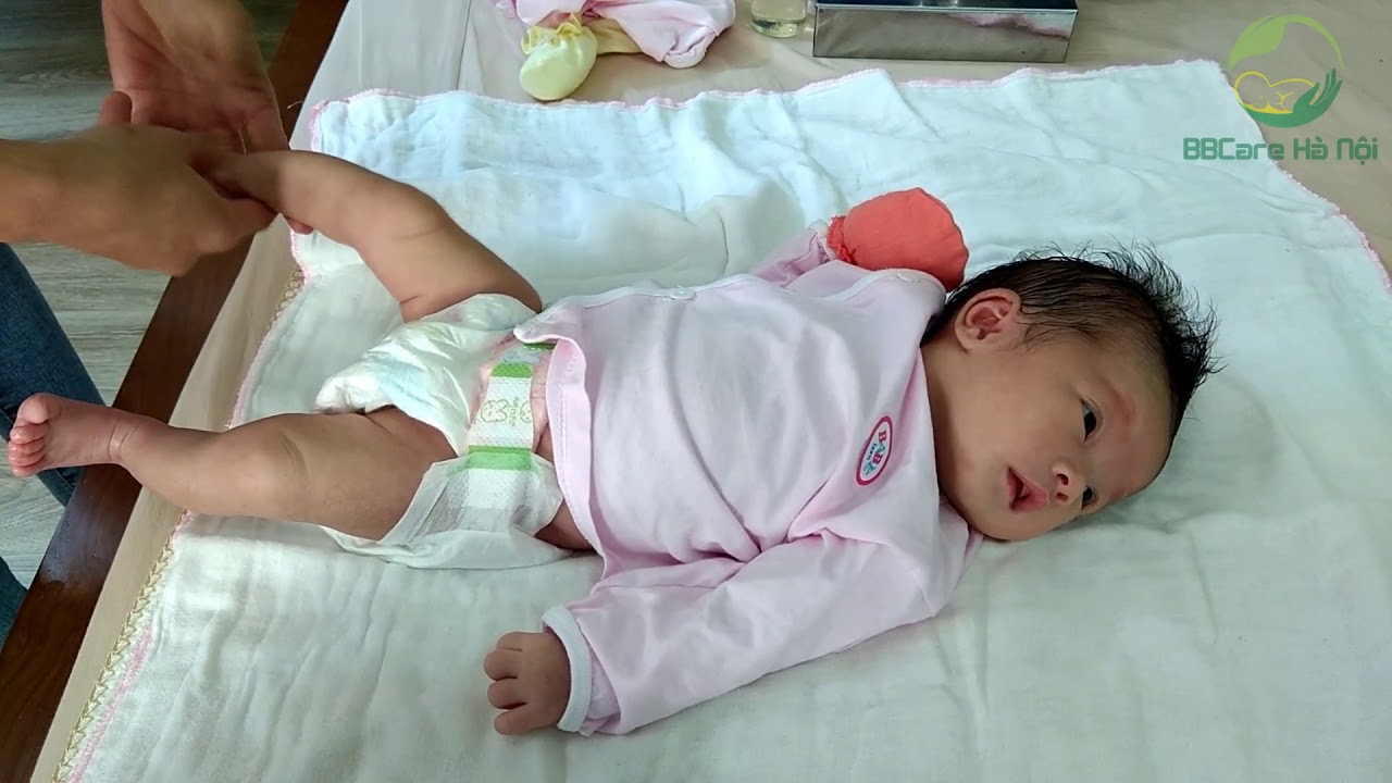 HƯỚNG DẪN MASSAGE CHÂN - TAY CHO BÉ