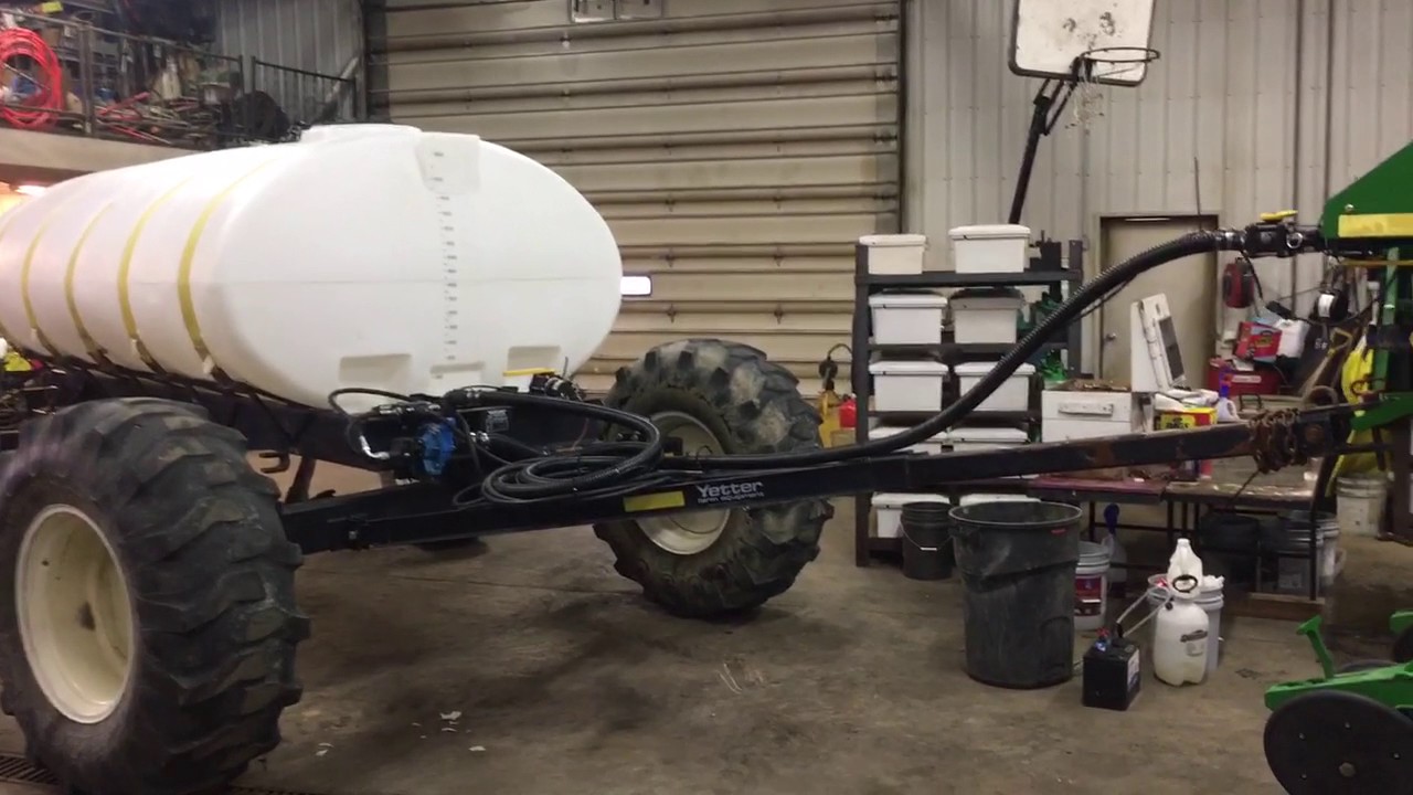 Yetter 2968 Install on JD 1770 NT in WI Fennig Equipment