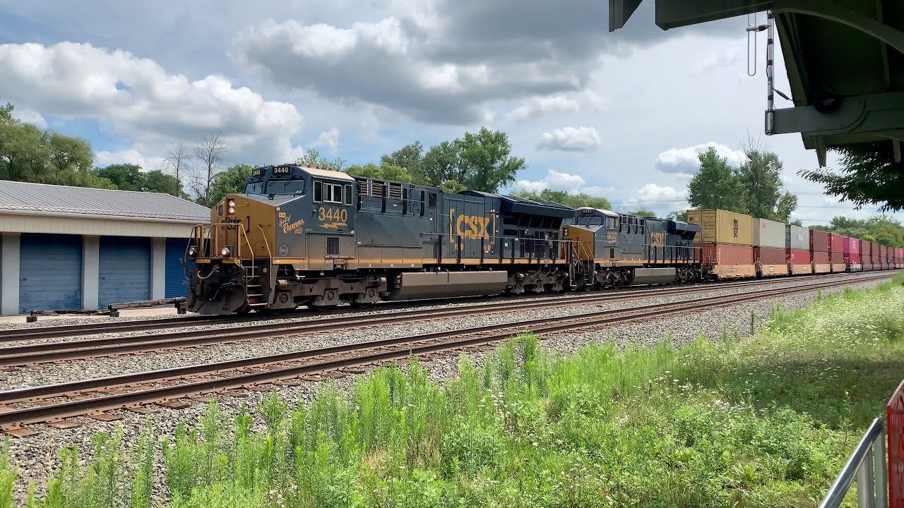 [HD] CSX Rochester Sub and West Shore 2022 Fairport NY Railfanning!!