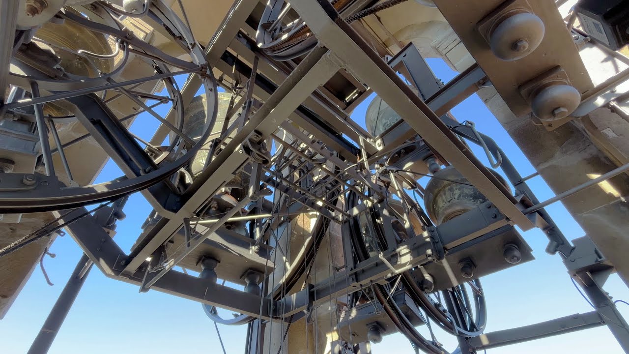Концерты прекрасных итальянских колоколов в вилле у реки [4K]