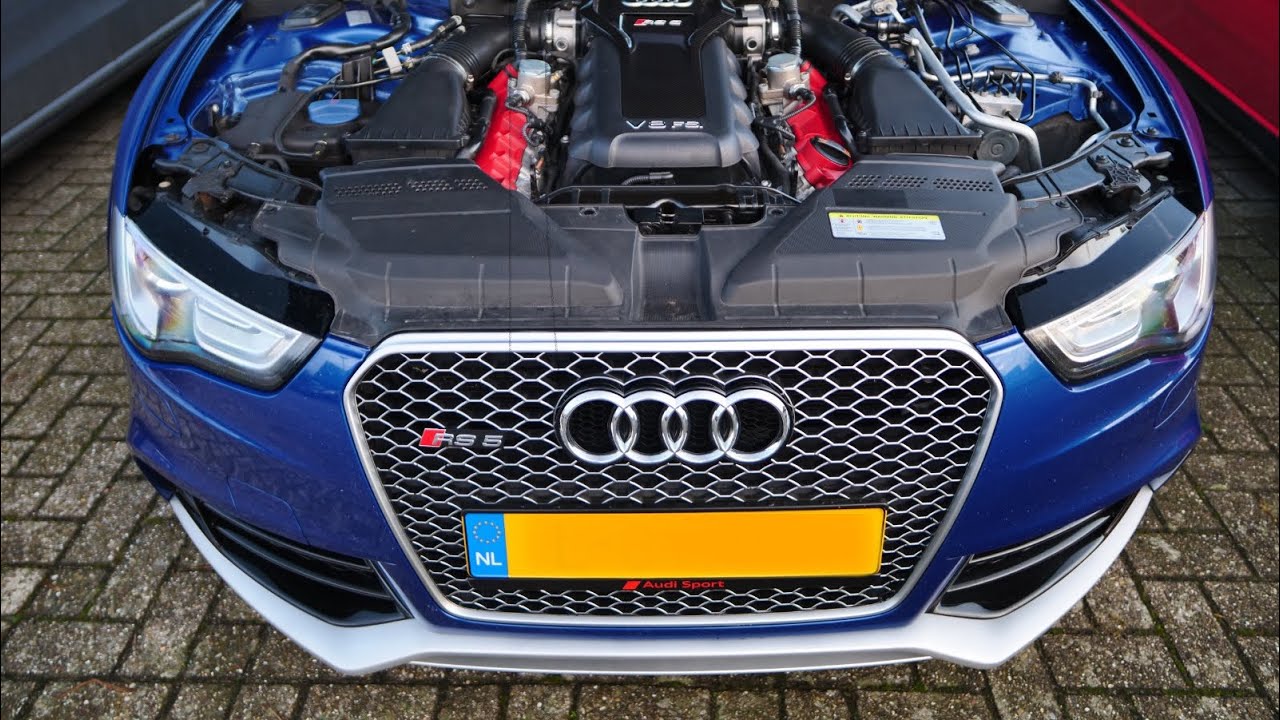 Audi RS5 b8.5 front grill repainted