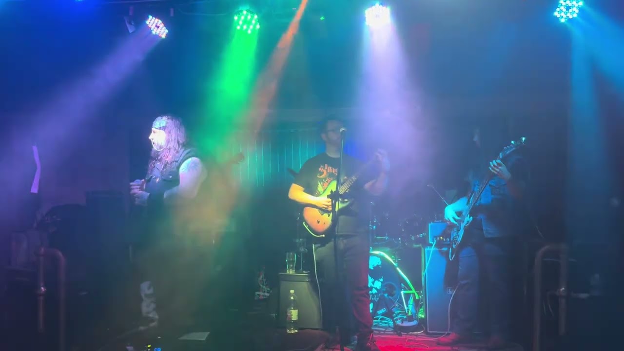 You Give Love a Bad Name (Bon Jovi Cover) Live at Robbers Dogs Motorcycle Club  Charity Night