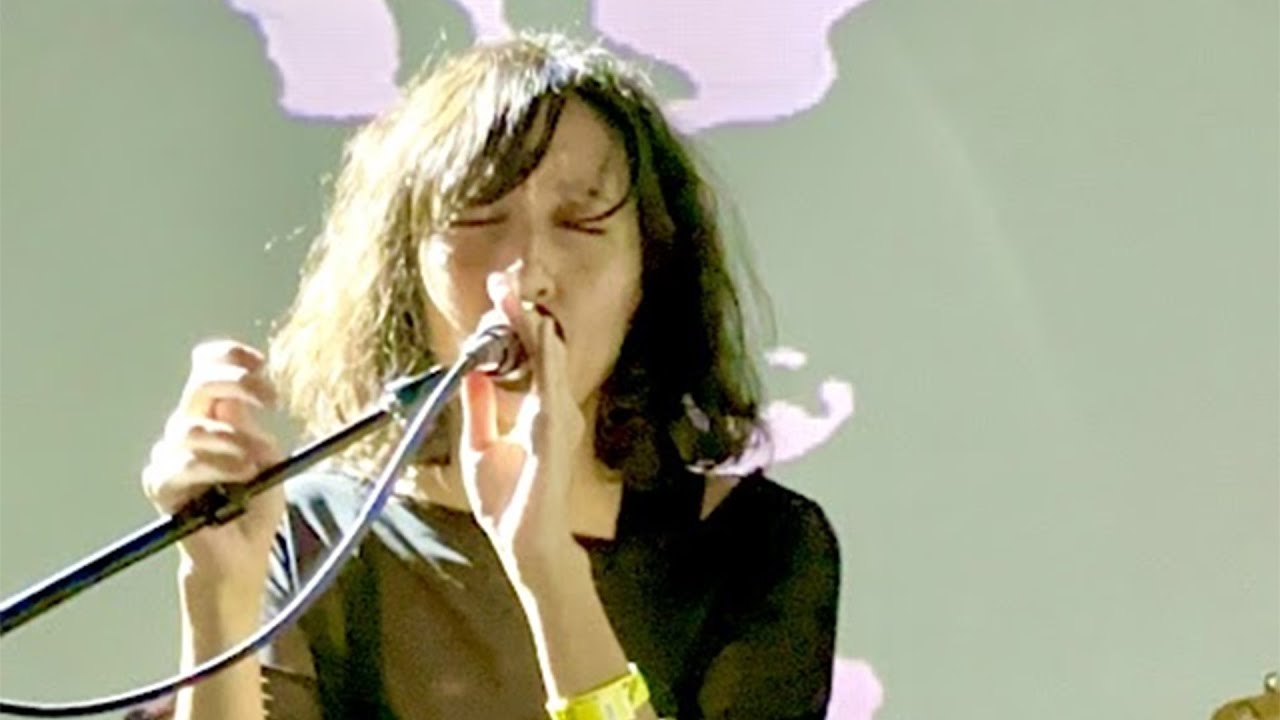 Lorelle Meets The Obsolete - Líneas en Hojas. Live at Psyched! Fest 2023