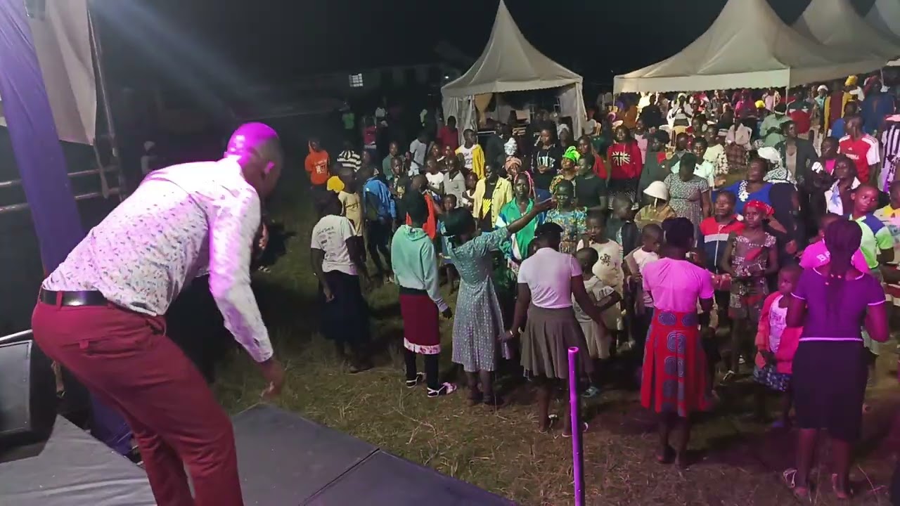 Achal kamaa nikech ng'uono/Ngima na Yesu e ngima na live worship by Erick Oyomo