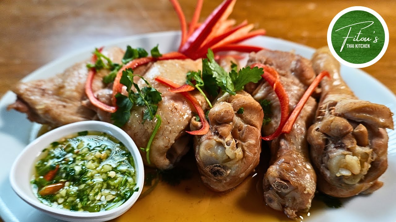 This Beats Hainanese Chicken Rice Every Time | Gai Tom Nam Pla