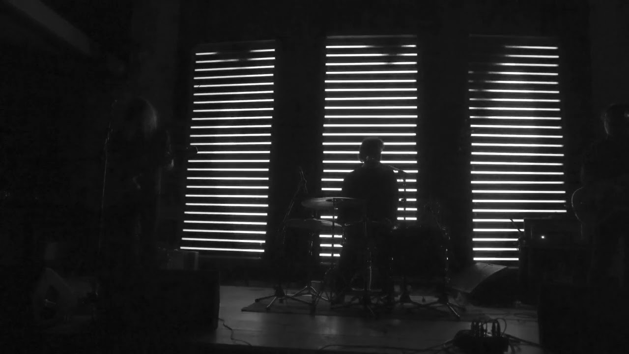 Low - White Horses + I Can Wait (Live at St. George's Church, Brighton - April 28 2022)