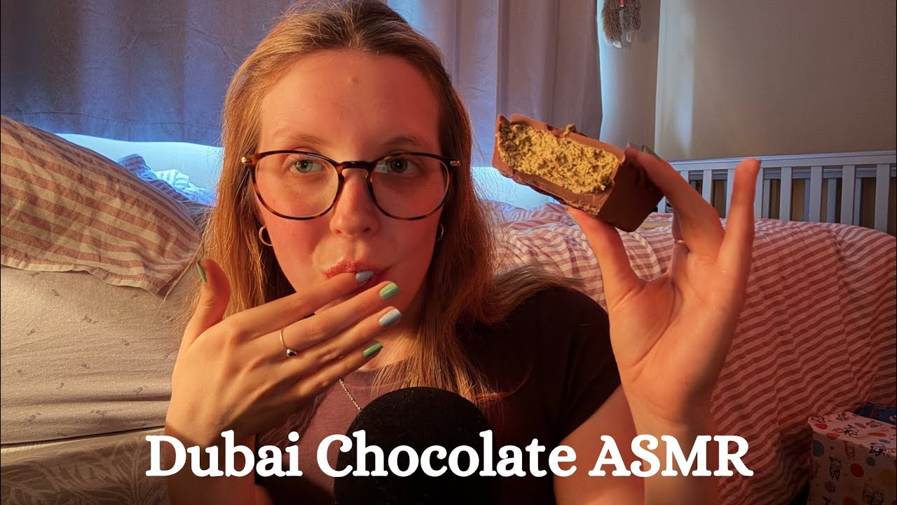 ASMR eating viral Dubai chocolate🍫crunchy mouth sounds💋