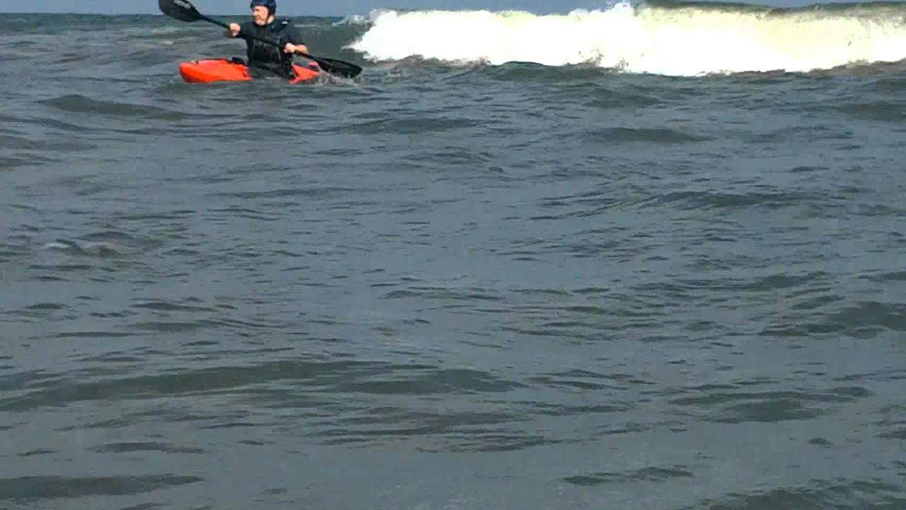 Me 1st time kayaking in surf with Pyranha Fusion, success
