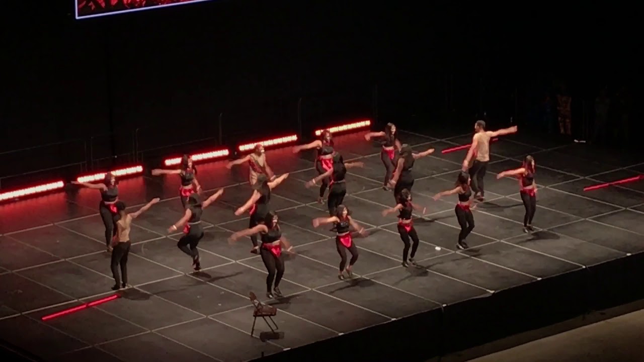 2017 Stomp Wars Champion (Royal Diamonds Step Team)