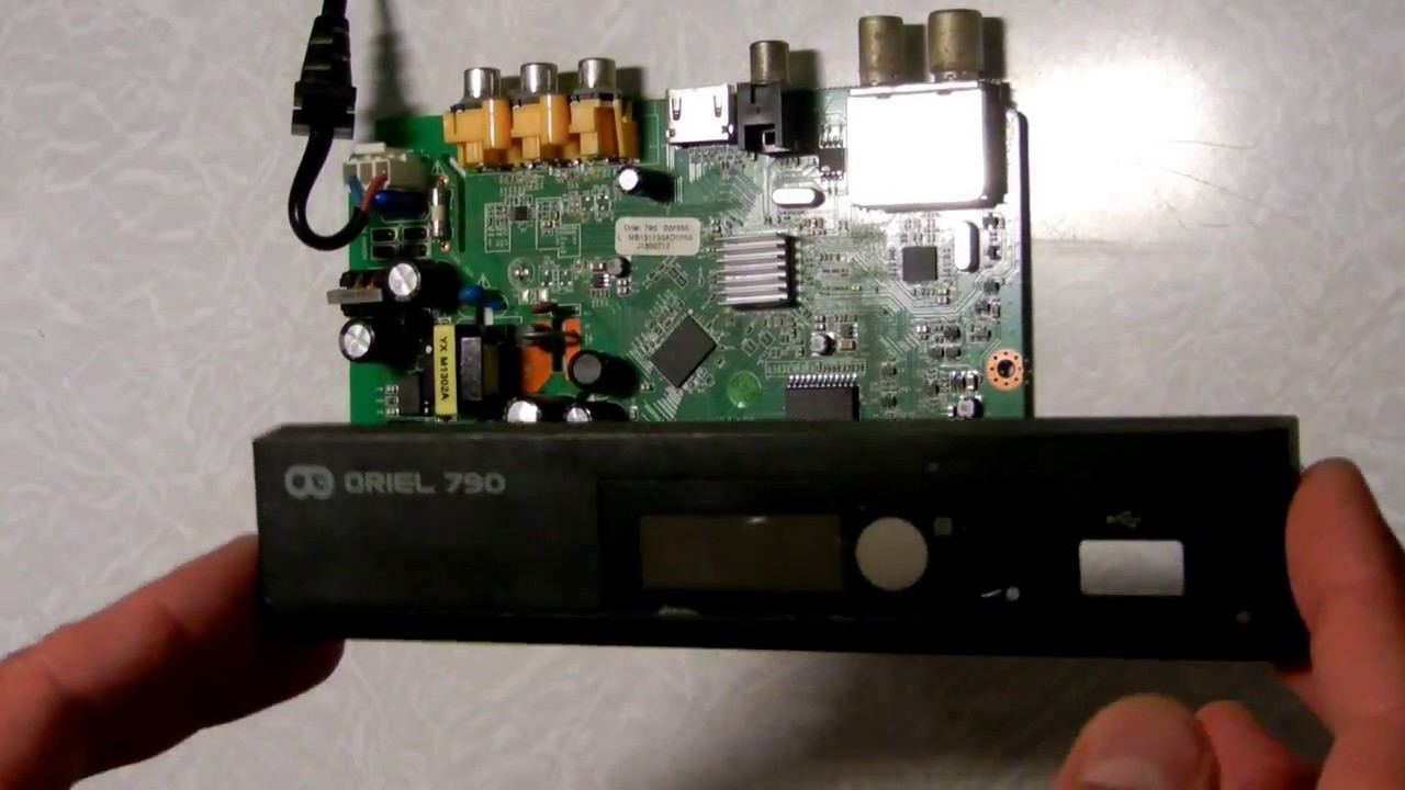 Лёгкий ремонт ресивера DVB T2 ORIEL 790