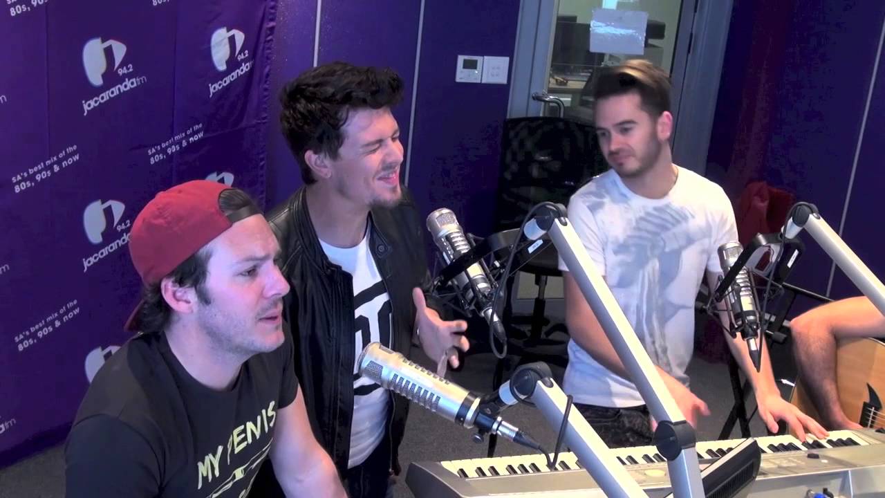 ADAM & Daniel sing Say What You Want on MBD Unplugged