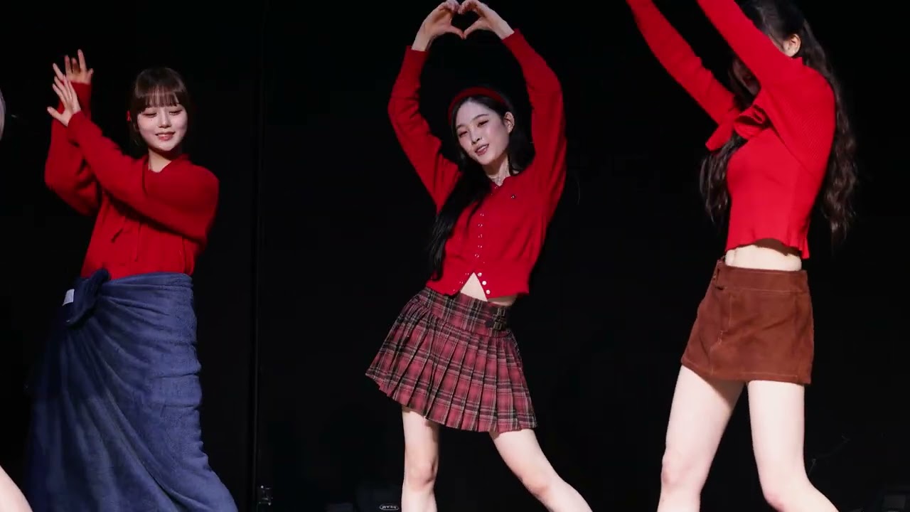 tripleS 260208 제일라아트홀 팬사인회 무대 『Christmas Alone 』 트리플에스 지연 4K 직캠 JiYeon