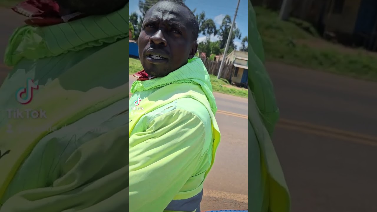 BODA RIDER CRIES AFTER APOSTLE DAN WEMA BLESSED HIM WITH 4K