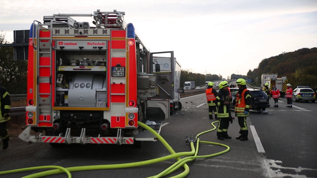 A3 bei Bad Camberg nach Zusammenstoß voll gesperrt – Rettungshubschrauber im Einsatz