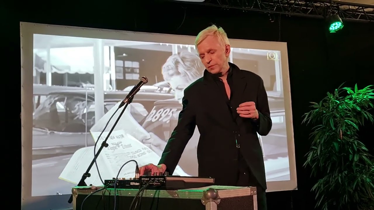 Jay-Jay Johanson - On The Radio, live at Ground Control, Paris, France, 30th September 2022