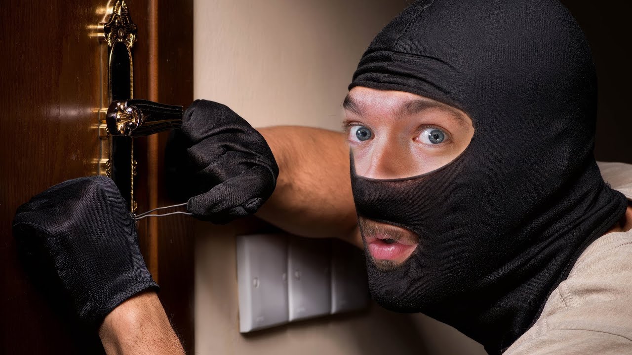 Breaking into people's houses... in VR