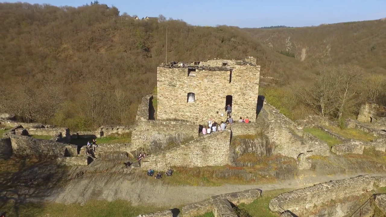 Die Schmidtburg auf der Traumschleife Hahnenbachtaltour im Hunsrück